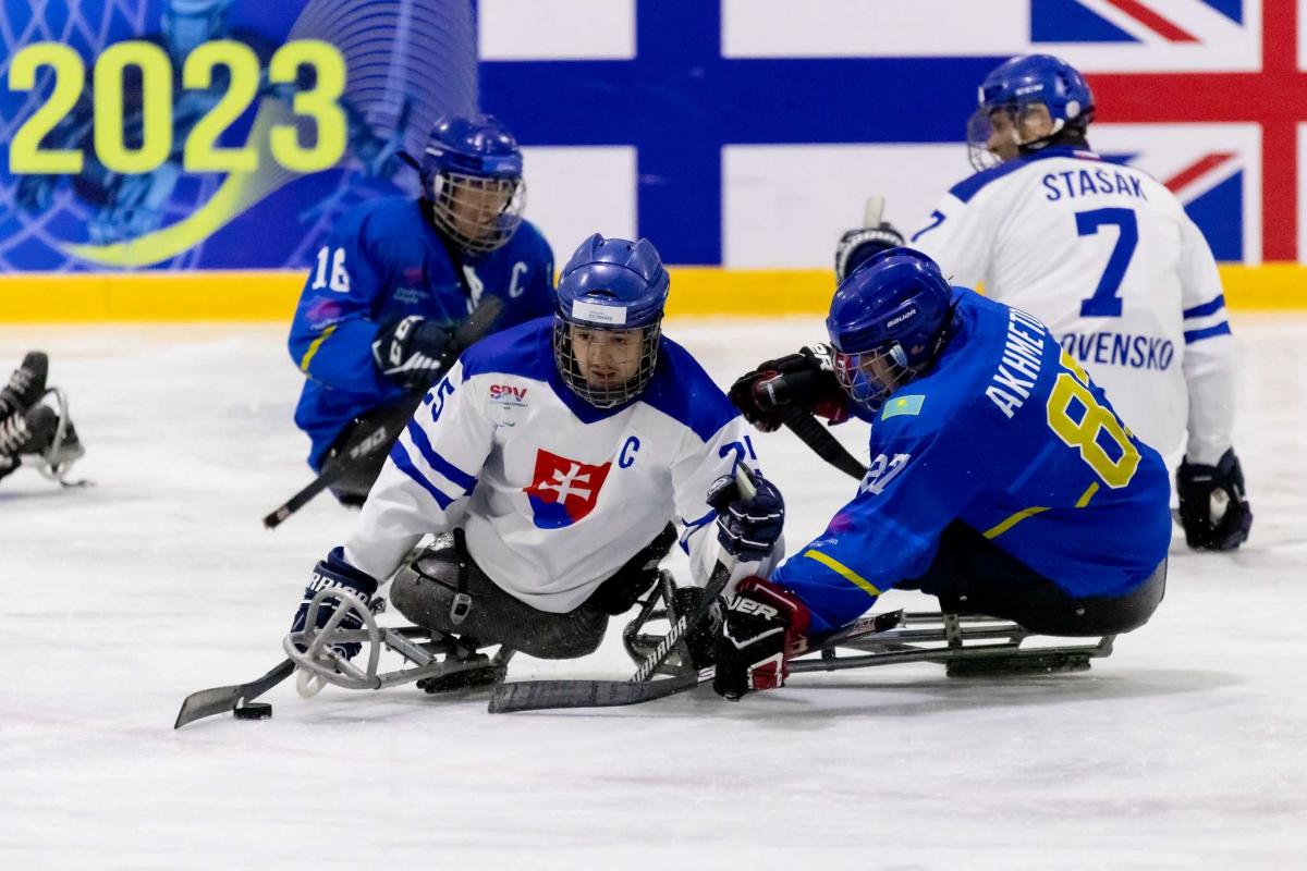 Para Ice Hockey athletes in action