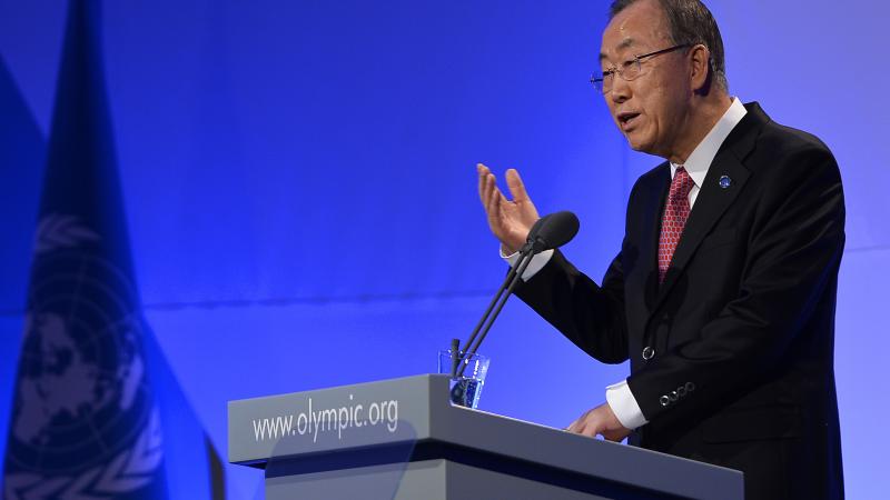 Bank Ki-moon stood behind a podium addressing the IOC session.