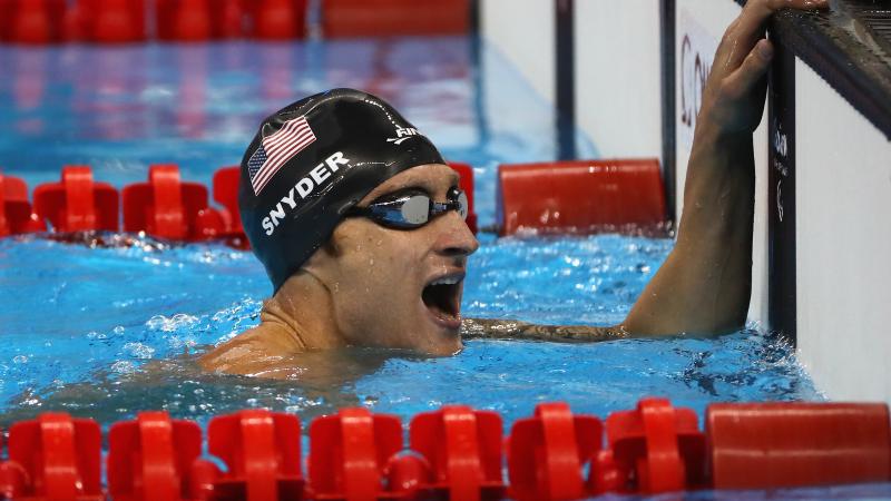 The USA's Bradley Snyder celebrates winning the men's 400m freestyle S11 at the Rio 2016 Paralympic Games.