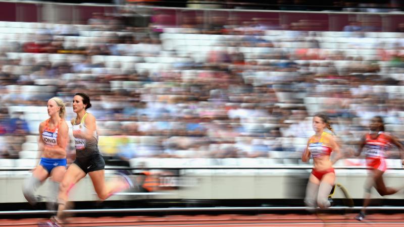 Germany's Irmgard Bensusan and the Netherlands' Fleur Jong compete in the heats of the women's 200m T44 at London 2017.