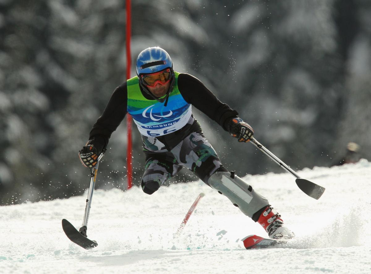 Sadegh Kalhor at Vancouver 2010 Sadegh Kalhor finished 34th in the men's slalom at Vancouver 2010. That is Iran’s best result at the Paralympic Winter Games