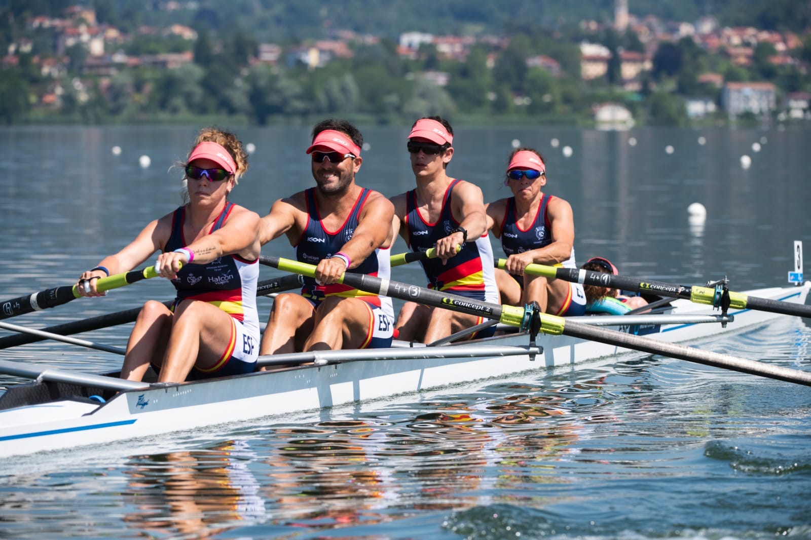 A common goal unites Spanish rowing crew despite less than a month together