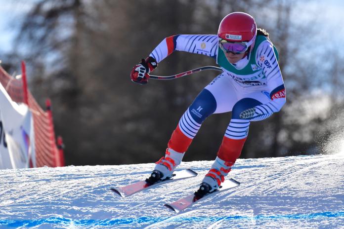 An armless female alpine skier competing