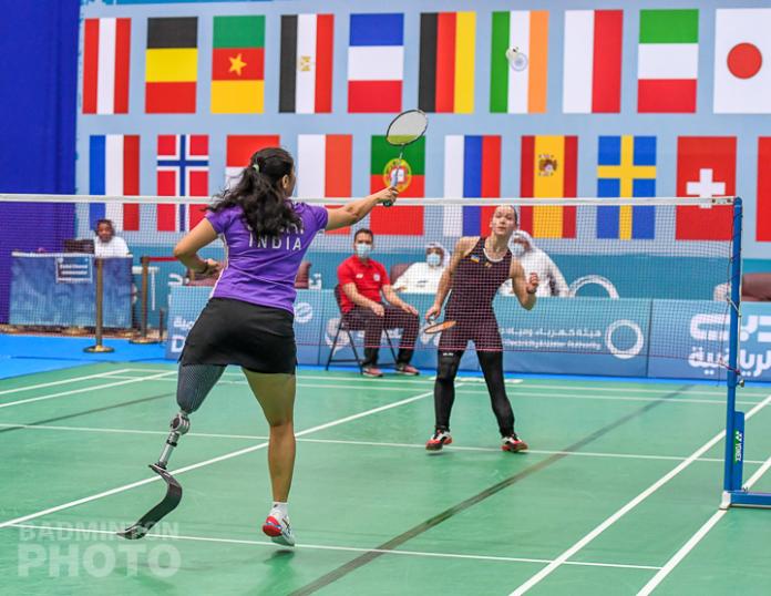 Two women of lower leg competed in para badminton