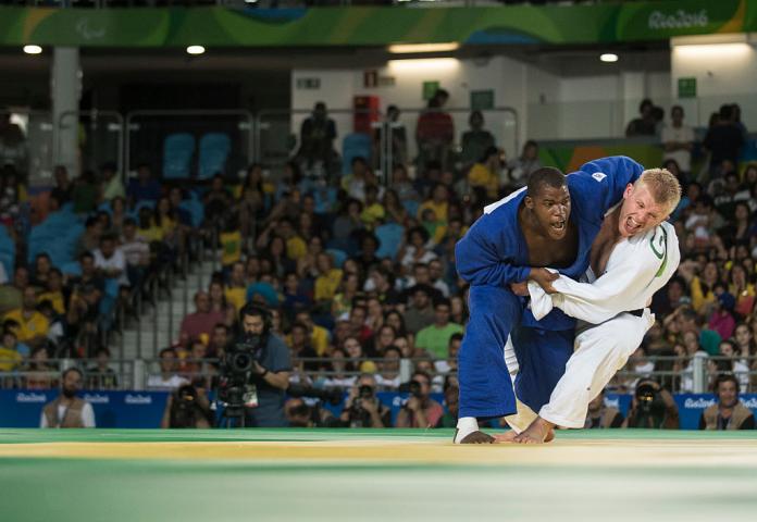 Two judokas try to shoot down