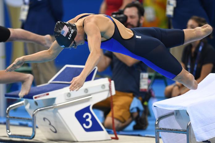 Jessica Long jumping