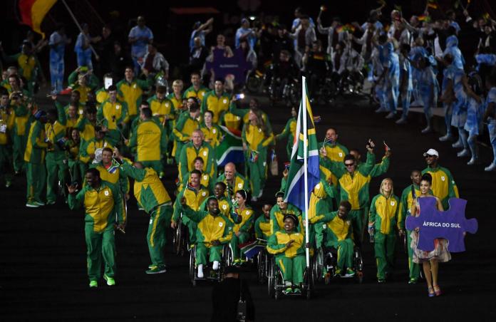 Zanele Situ Gold medal winner from South Africa in Sidney 2000