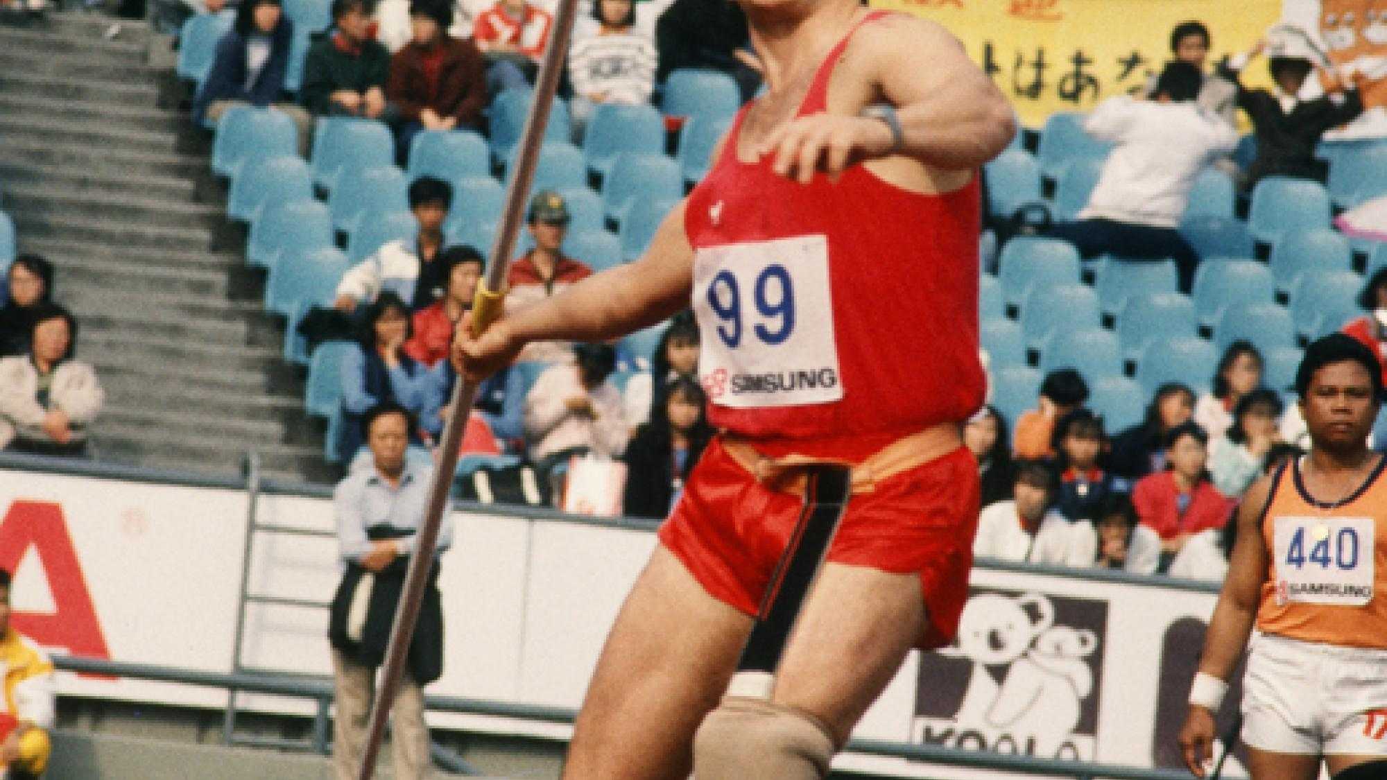 Athlete in the javelin, Seoul 1988