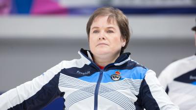 female wheelchair curler Aileen Neilson