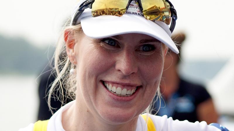 Photo portrait of Australian female rower smiling