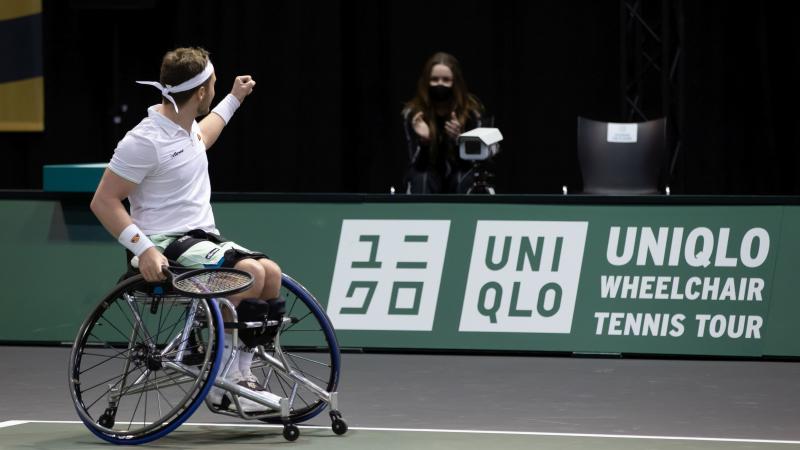 Alfie Hewett celebrates