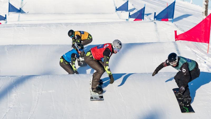 Four-way snowboard-cross event