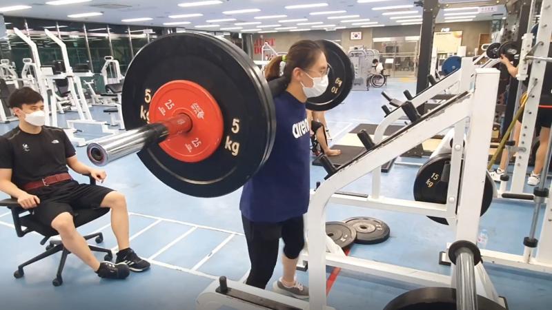  Jungeun Kang during a training session