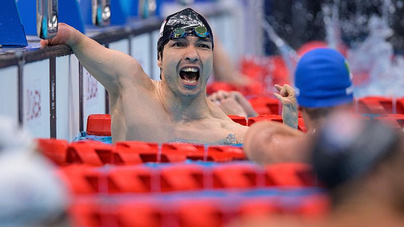 Takayuki Suzuki screams in joy after winning gold at Tokyo 2020