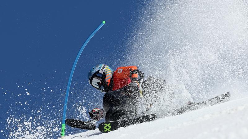 Dutch sit-skier Barbara van Bergen in action at Beijing 2022