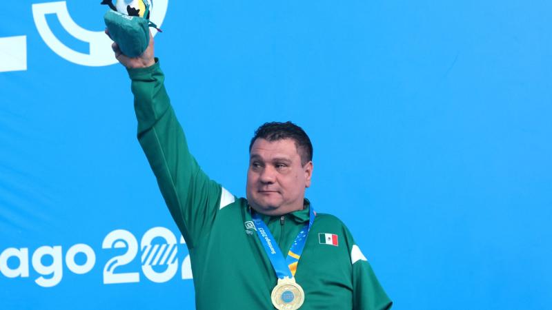 Arnulfo Castorena Mexico Para swimmer