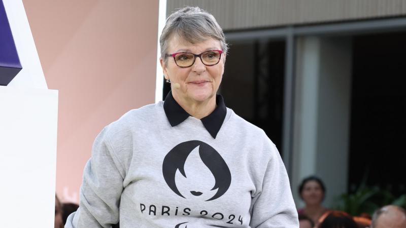 Beatrice Hess, a 20-time Paralympic gold medallist, wearing a shirt with the Paris 2024 logo
