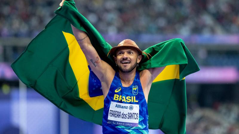 An athlete celebrate his win