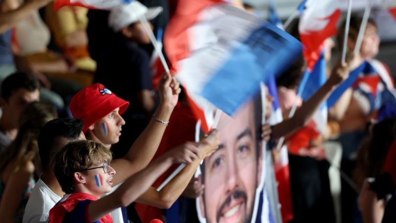 French fans wave flags