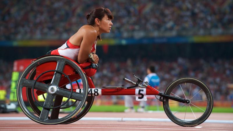 Chantal Petitclerc concentrating before race in Beijing
