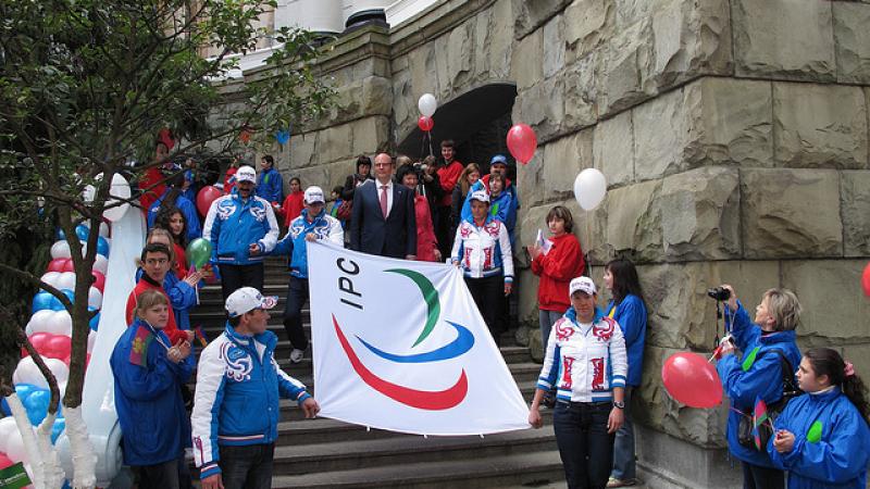 The Paralympic Flag arrives in Sochi