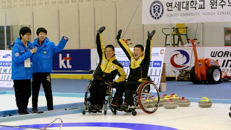 Wheelchair Curling Worlds - Team Korea celebrating