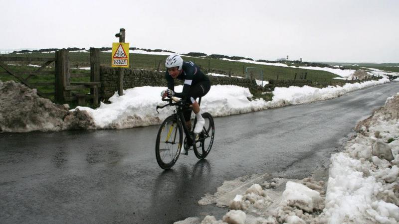 Sarah Storey on bike 