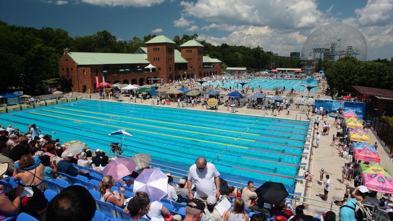 A picture of a swimming pool