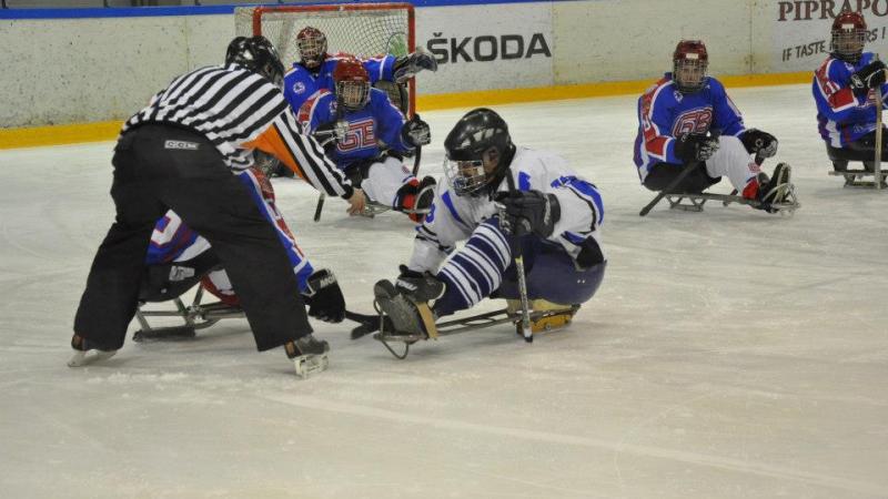 Estonia ice sledge hockey