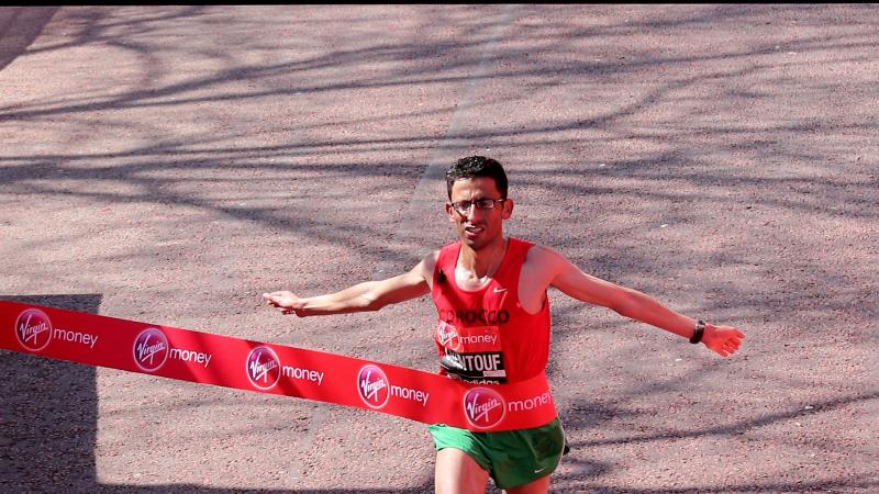 Morocco's El Amin Chentouf wins the 2013 IPC Athletics Marathon World Cup