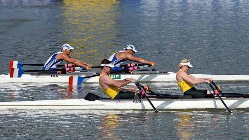 France and Australia rowing