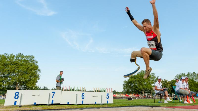 30. Markus Rehm jumps 7.95m at Lyon 2013