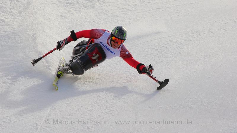 Christoph Kunz, Switzerland leans forward to take the gold
