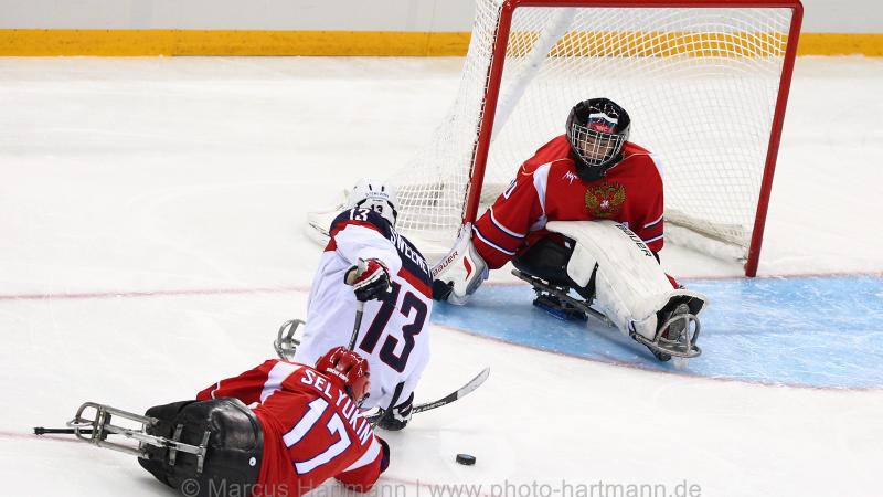 The USA beat the comparatively new Russian ice sledge hockey side at Sochi 2014.