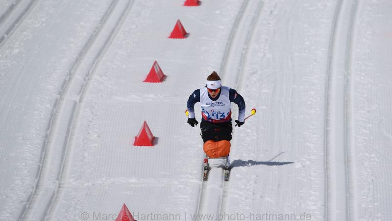 Oksana Masters, USA musters all her strength and rides in to Bronze medal position