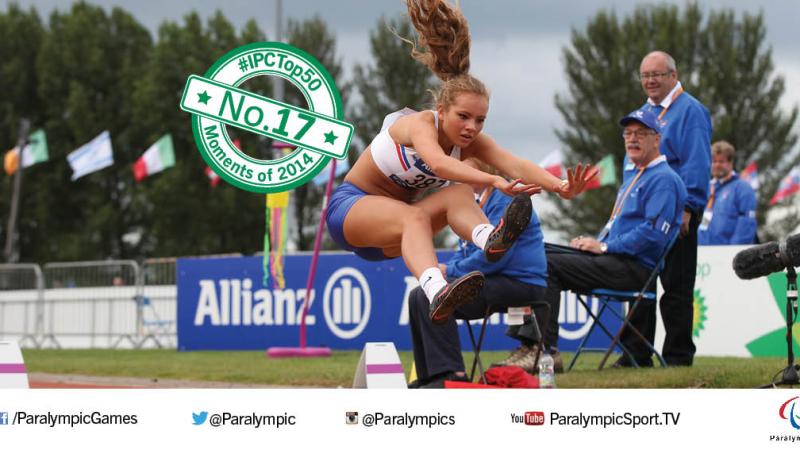 Longjumper jumping in front of Allianz banner