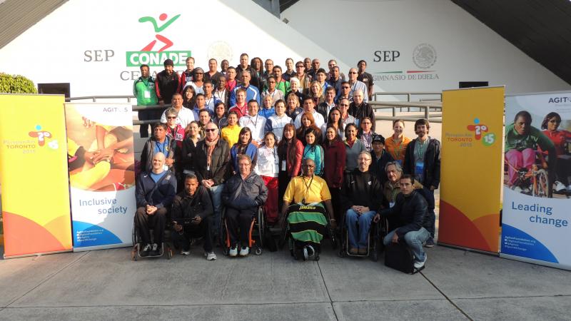 Group picture of the attendees of the Agitos Foundation workshop in Mexico