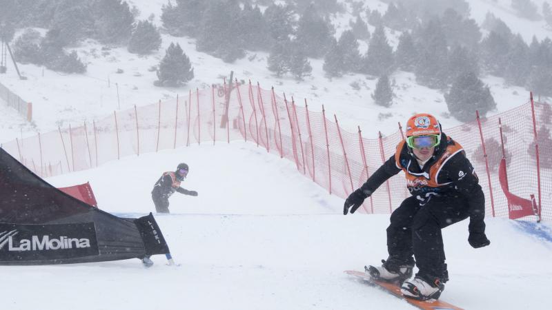 Dutch rider Chris Vos won the snowboard-cross men’s SB-LL1 at the 2015 IPC Para-Snowboard World Championships in La Molina, Spain