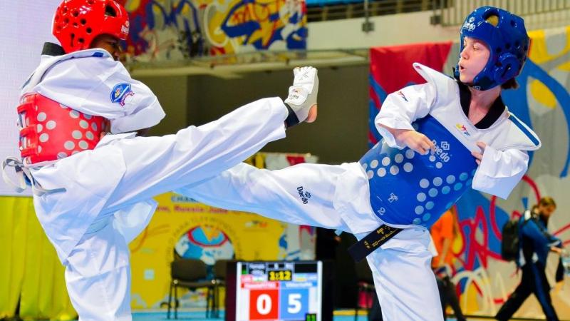 Two athletes doing taekwondo