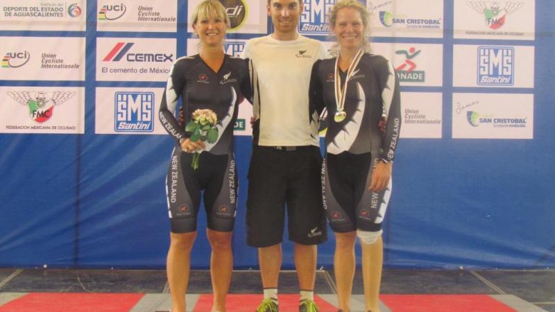 Fiona Southorn, Jono Hailstone, Kate Horan at 2014 UCI Para-Cycling Track World Championships in Mexico. 