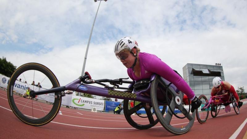 Hannah Cockroft of Great Britain competes in the 800m race during the ParAthletics Grand Prix 2015 in Nottwil, Switzerland