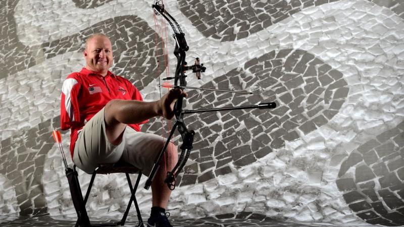 Paralympic archer Matt Stutzman Paralympic archer Matt Stutzman