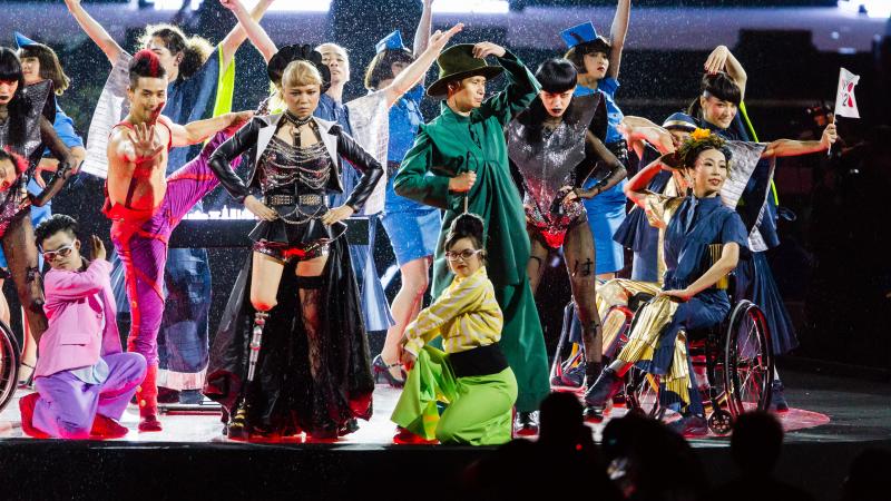 Japanese dancers in colourful costumes