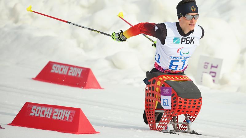 a male Para Nordic skier