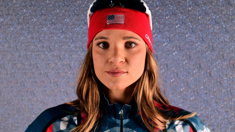 a female Para Nordic skier
