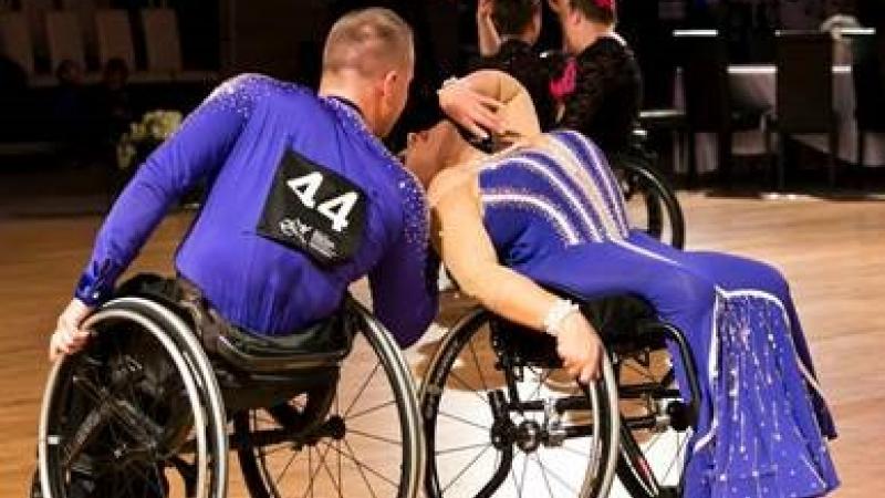 a pair of Para dancers in action