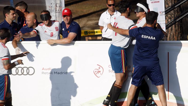 Spain celebrate after scoring a goal in the 4-1 victory over Colombia