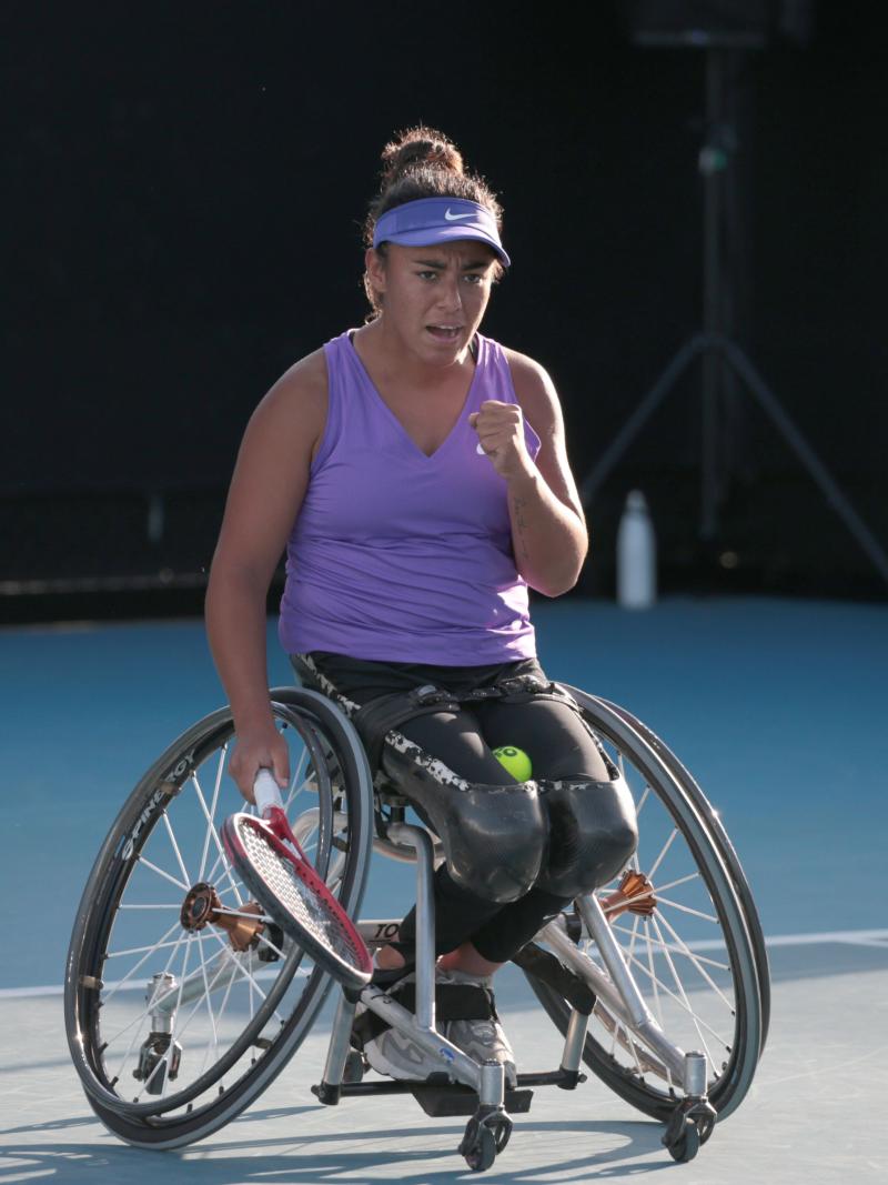 Macarena Cabrillana celebrates with clenched fists