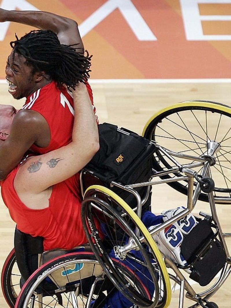 Ade Adepitan