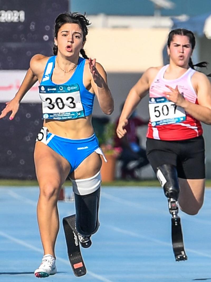 Italy’s Ambra Sabatini (L) en route to gold at Dubai 2021 Grand Prix.